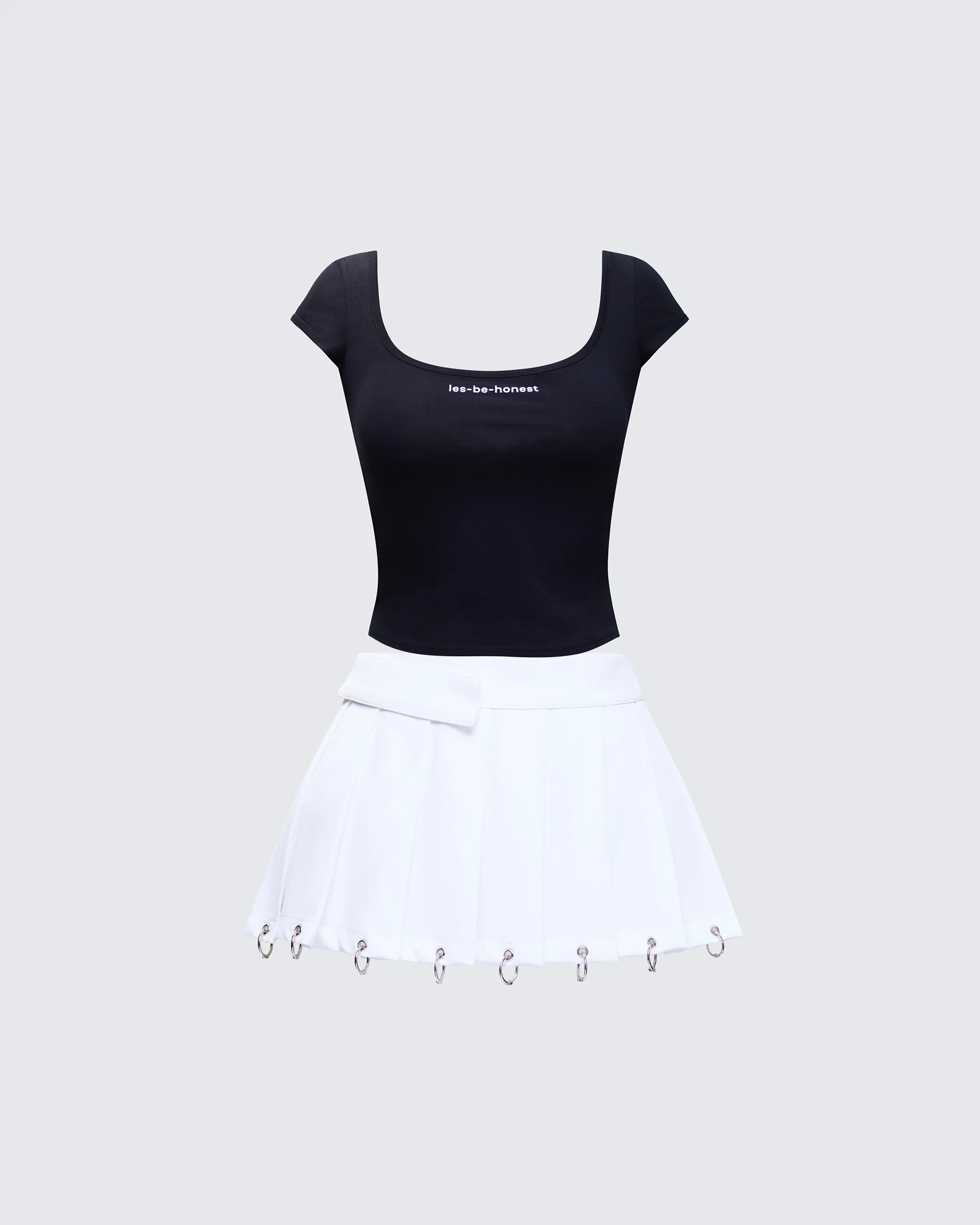 Levi Black Pleated Set