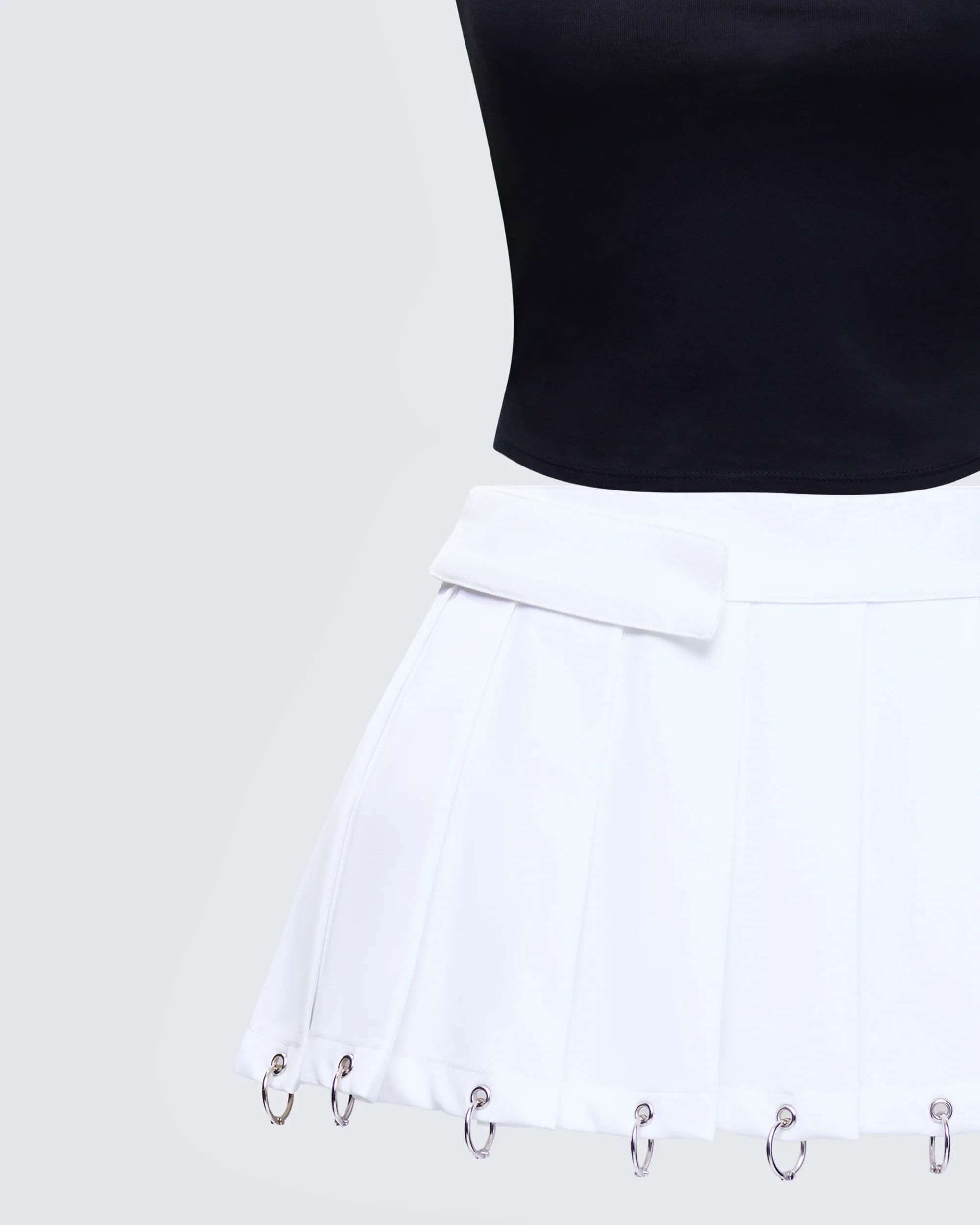 Levi Black Pleated Set
- Image 6