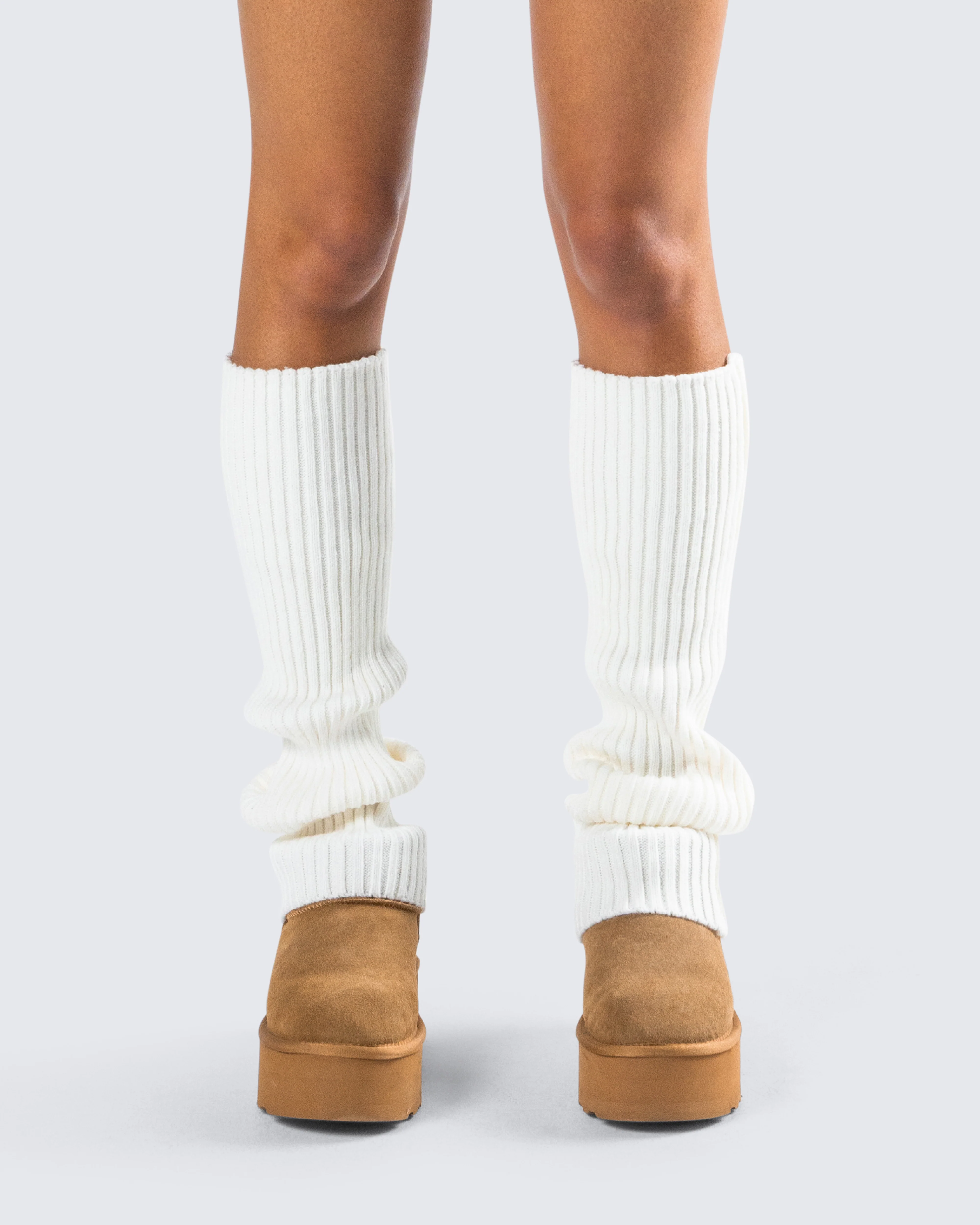Pollie White Ribbed Leg Warmer - Image 4