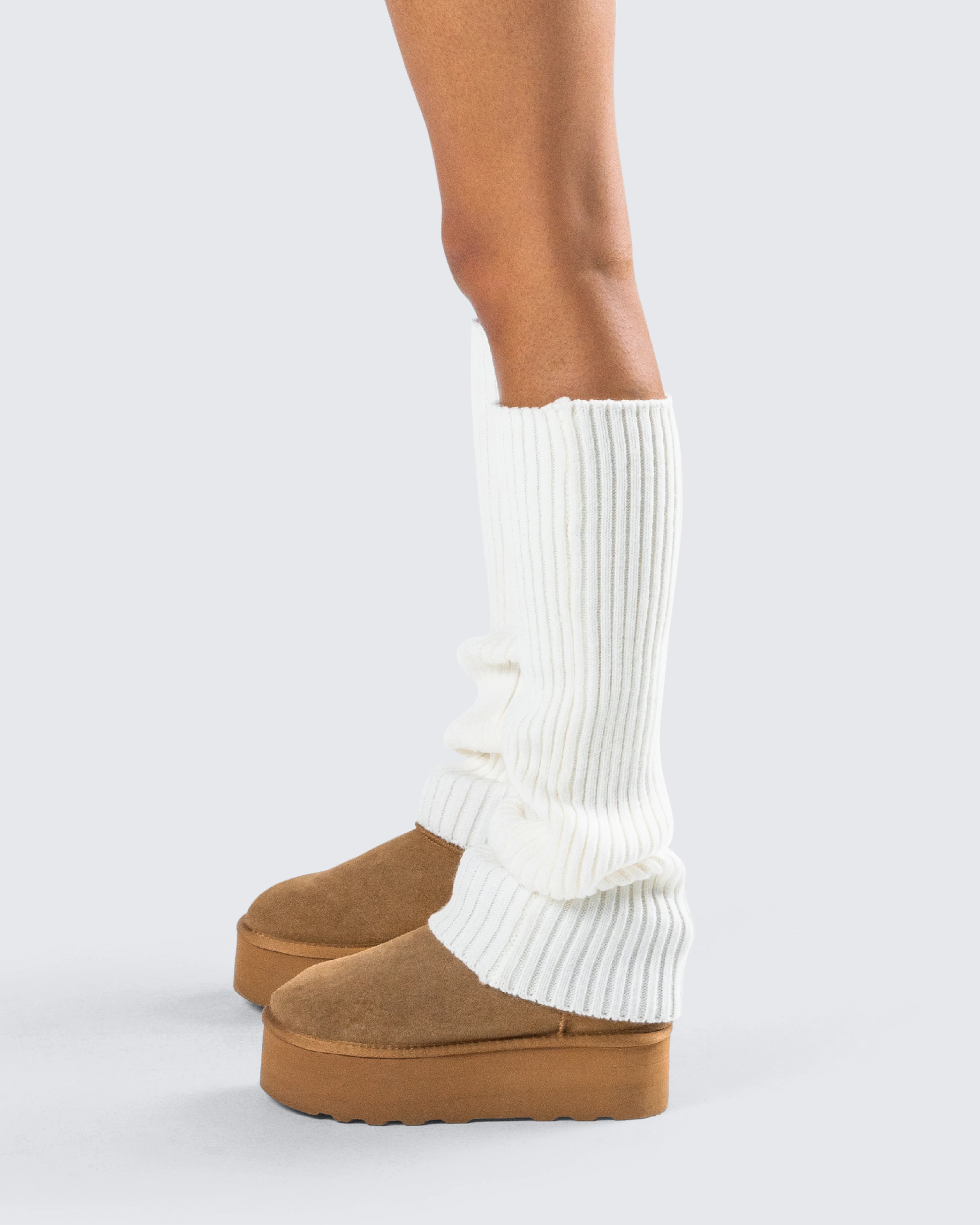 Pollie White Ribbed Leg Warmer - Image 6
