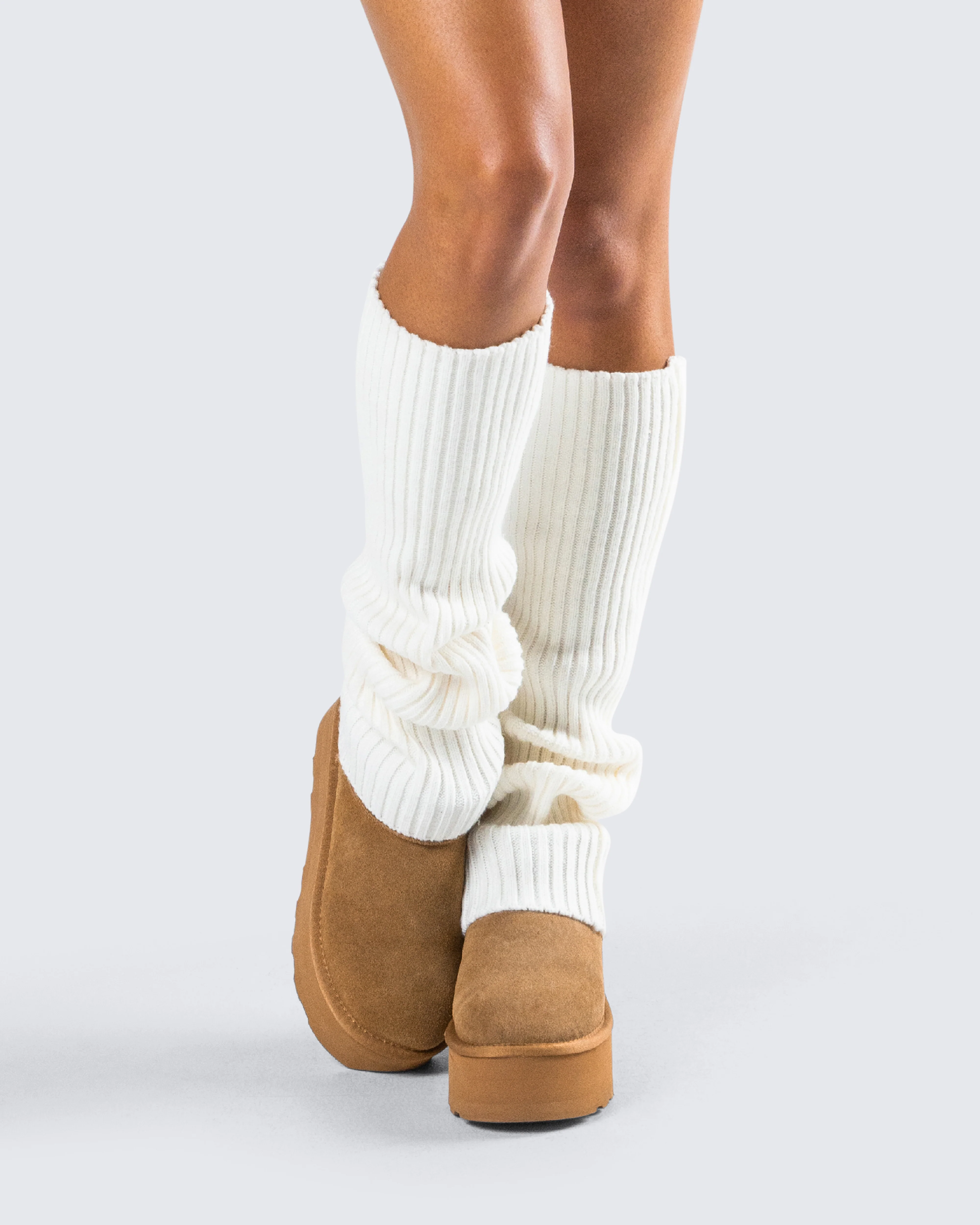 Pollie White Ribbed Leg Warmer - Image 8